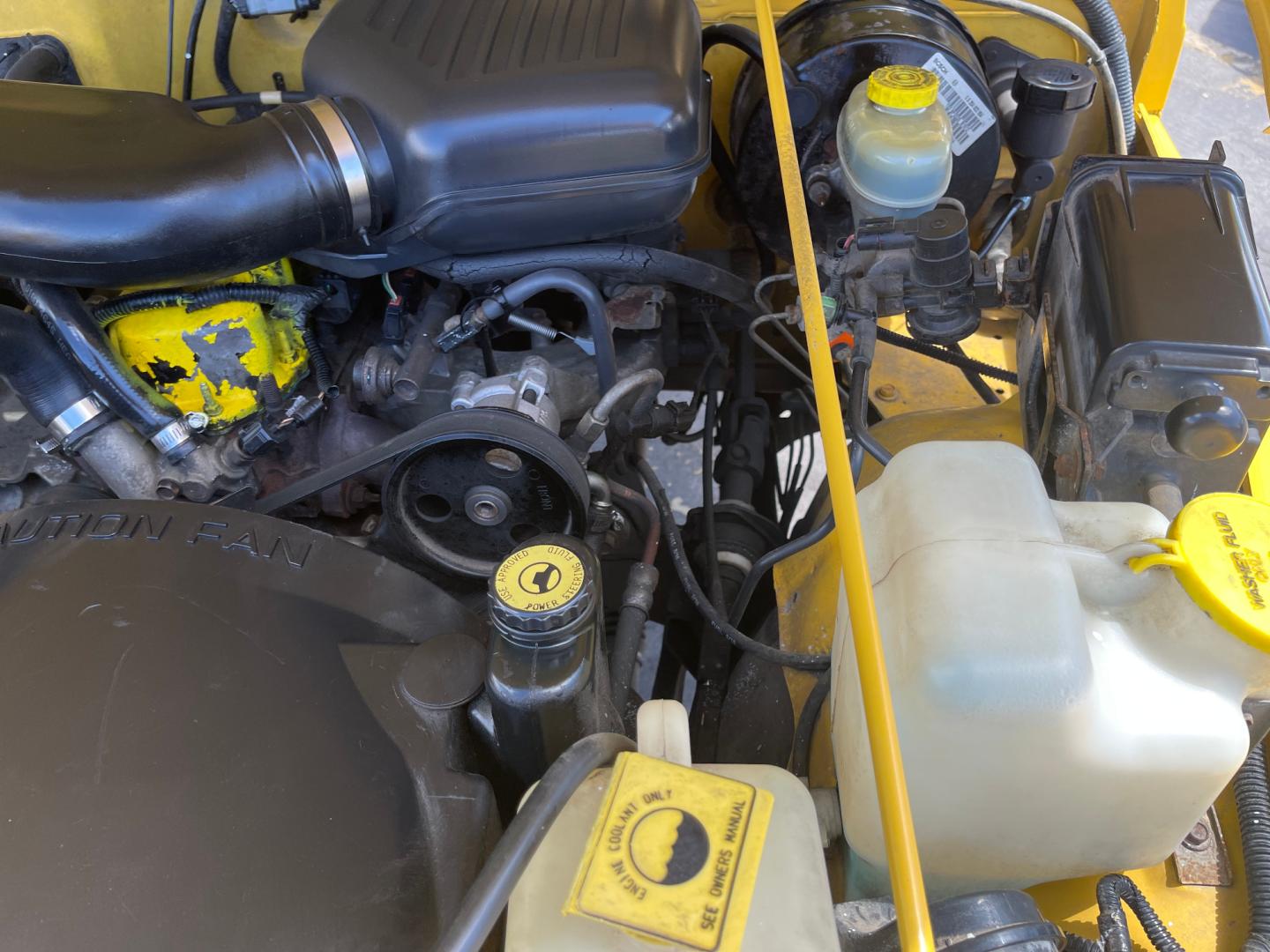 2000 Solar Yellow /Black Jeep Wrangler SE (1J4FA29P9YP) with an 2.5L 4 Cyl. engine, Manual transmission, located at 801 South State Street, Salt Lake City, UT, 84111, (801) 328-0098, 40.751953, -111.888206 - Wow extremely rare to find extra clean Jeep in immaculate condition 4x4! Low miles only 98,248 miles! Interior and exterior are both in excellent shape for the year. This is a clean title no reported accidents on the CarFax history report. It has passed emissions already and is ready to go. Featur - Photo#39